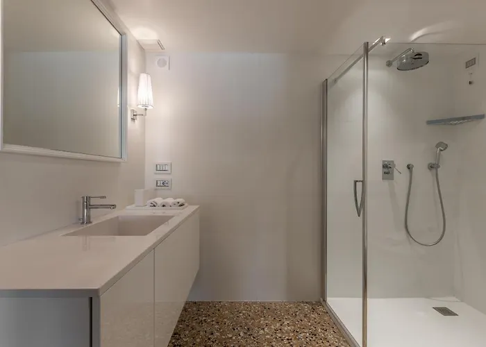 La Corte Dei Cuoridoro 2 Canal View Apartment Venice